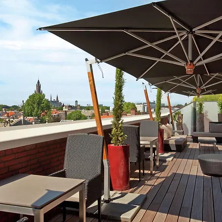 Hilton Hotel 5*