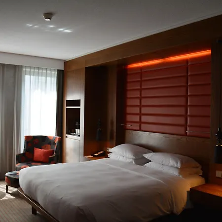 Hilton Hotel 5*